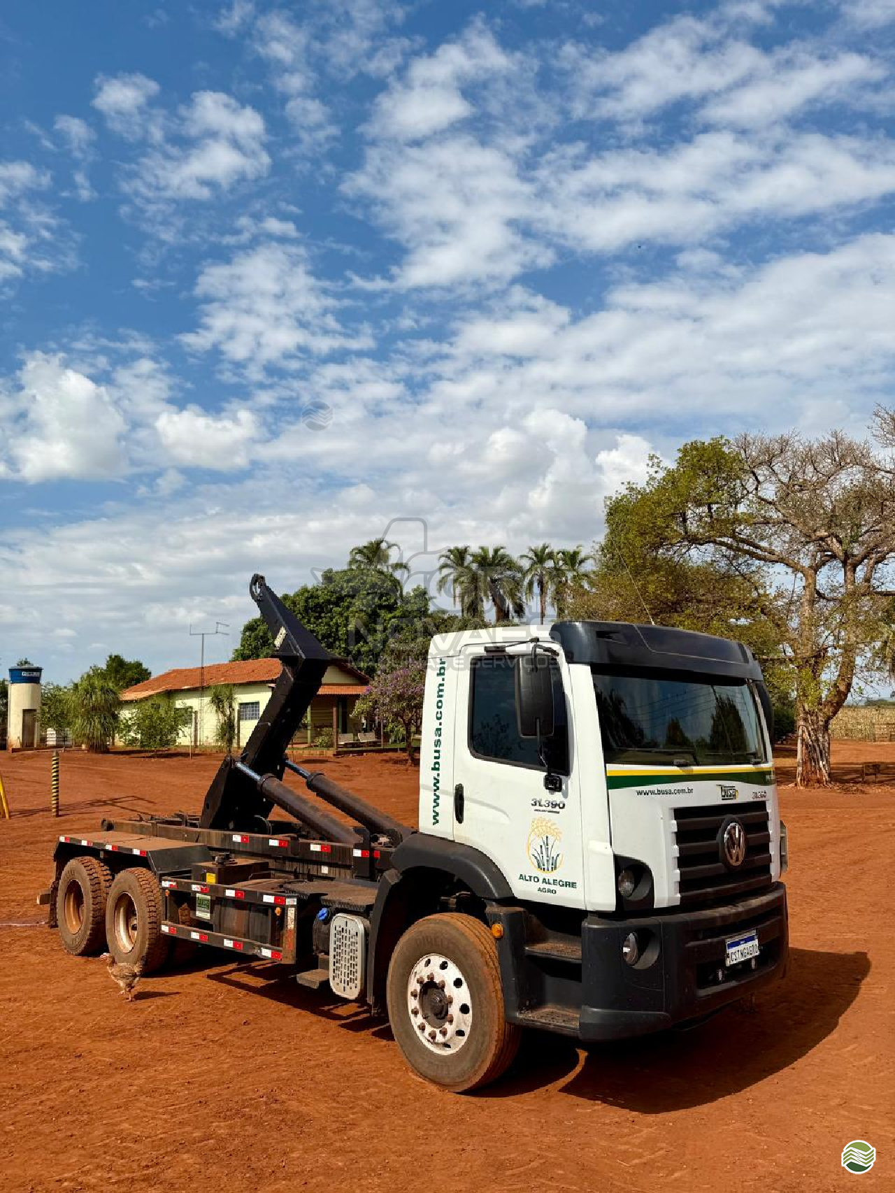 CAMINHAO VOLKSWAGEN VW 31390 Roll ON OFF Truck 6x4 Agro Novaes Máquinas Agrícolas FERNANDOPOLIS SÃO PAULO SP